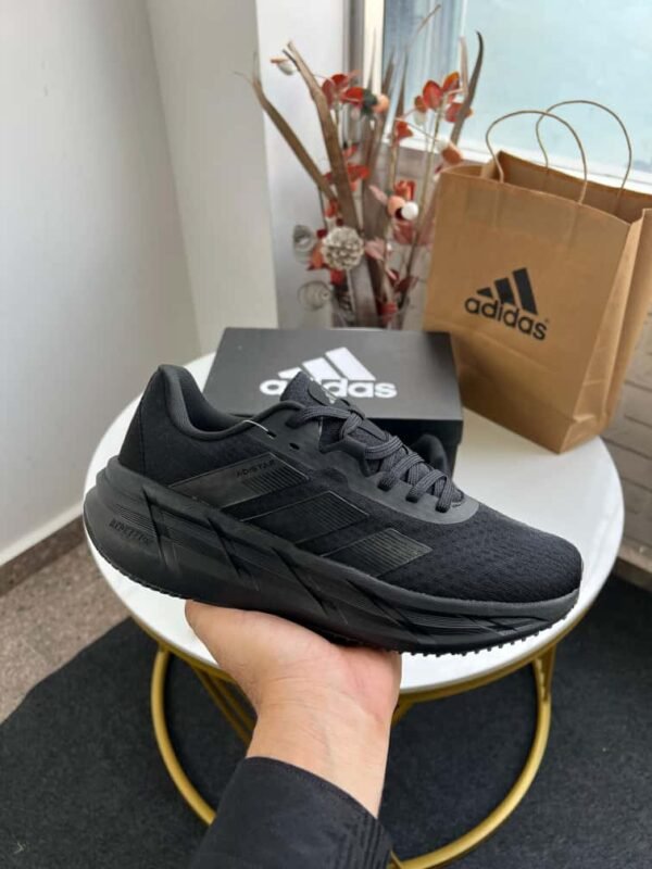 sports shoes - Image 4